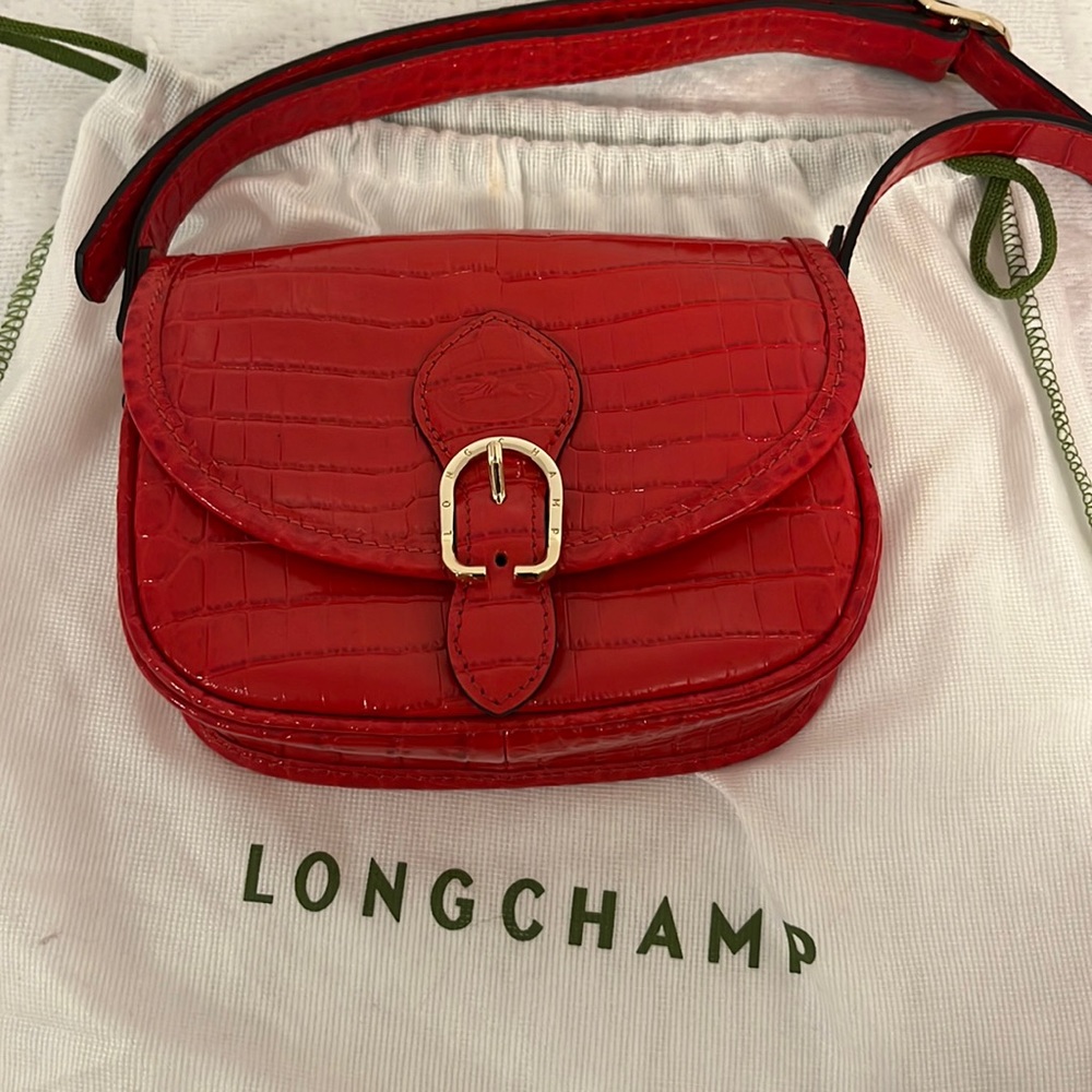 Longchamp SS21 1980 red bag